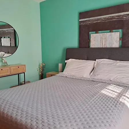 Bella * Ixia (Rhodes)